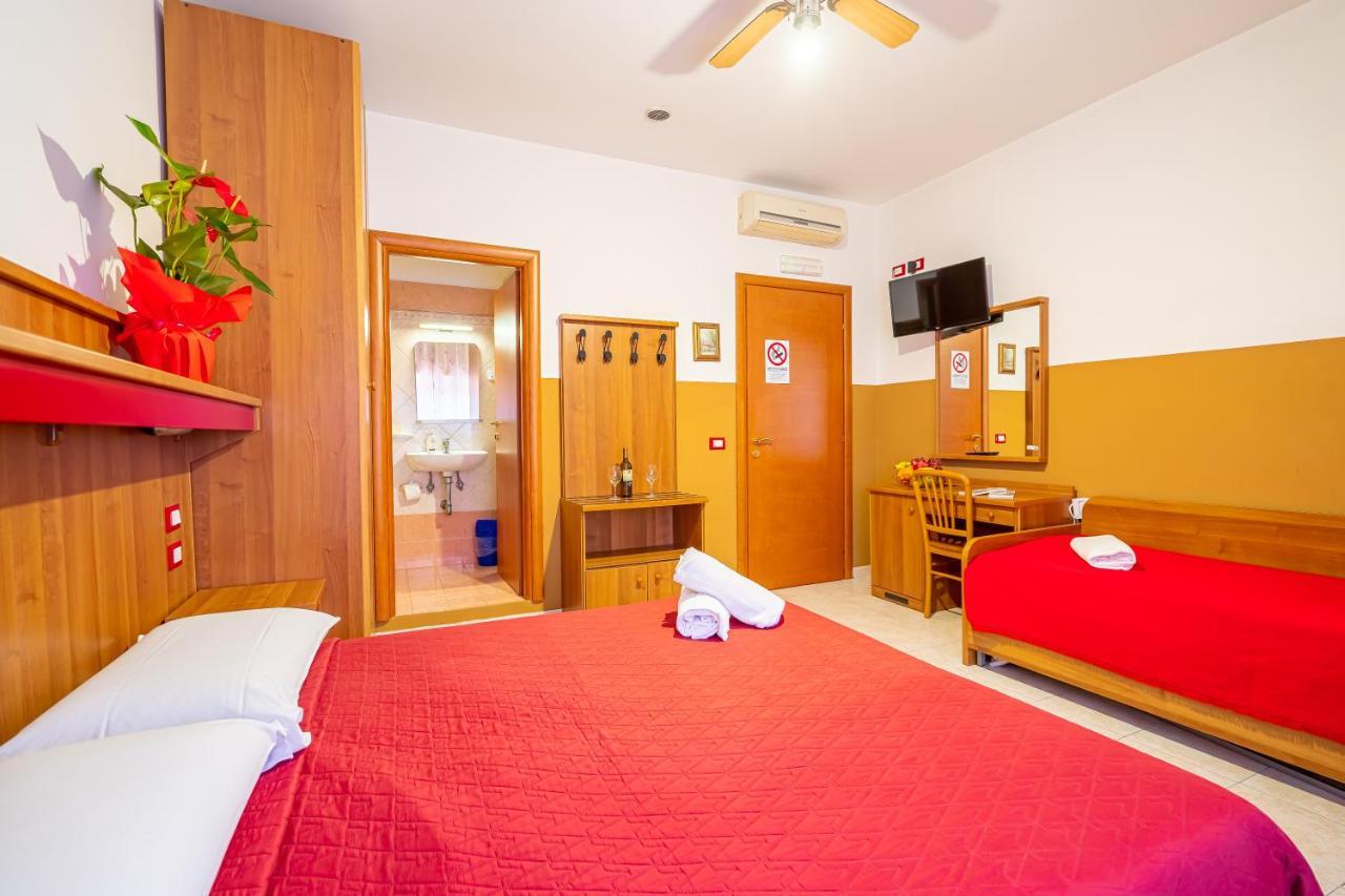 Booking Now Rome-Address Via Palestro,56- Breakfast Included ภายนอก รูปภาพ