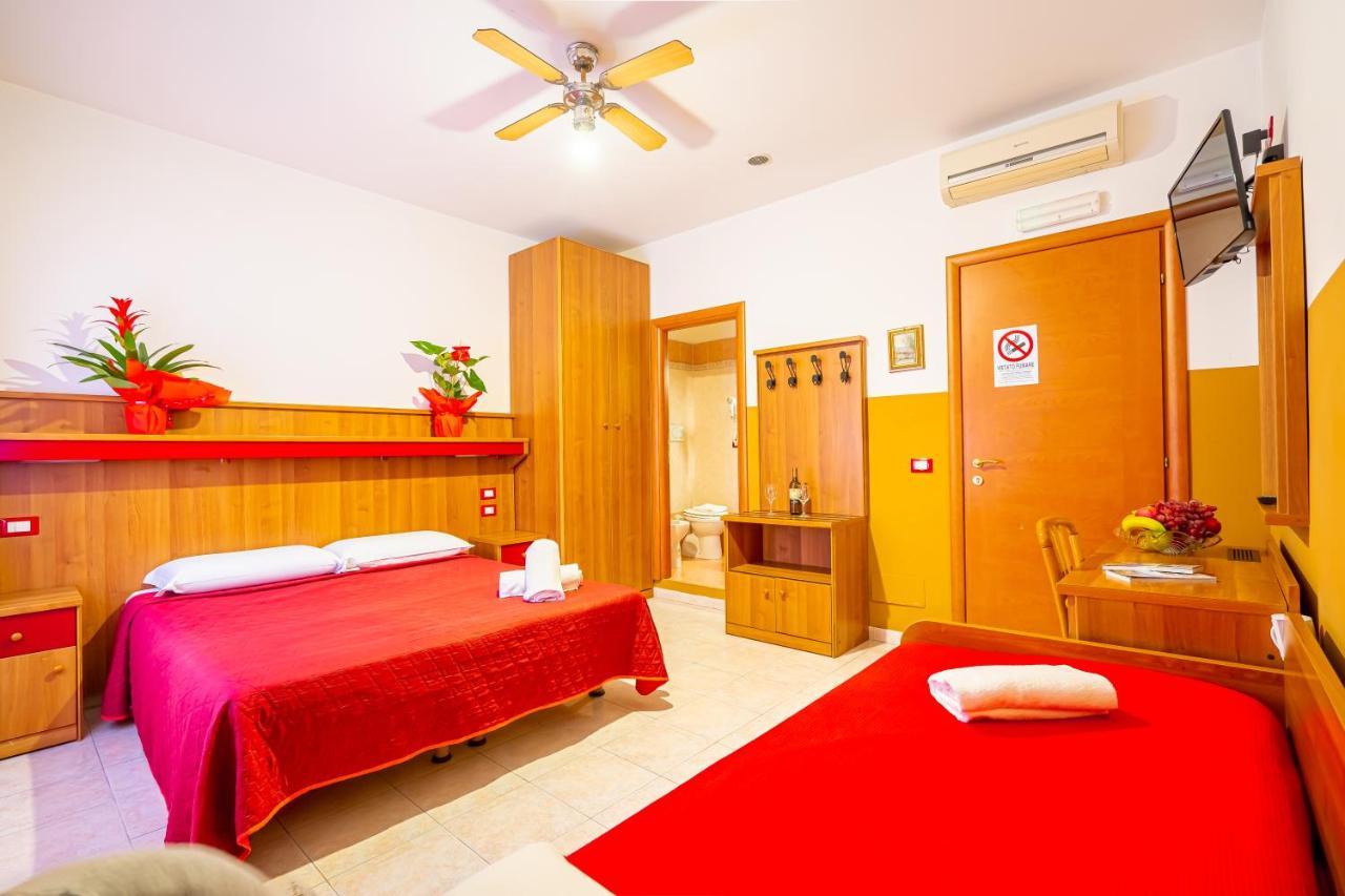 Booking Now Rome-Address Via Palestro,56- Breakfast Included ภายนอก รูปภาพ