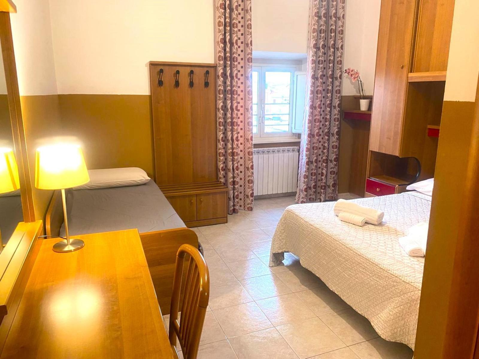 Booking Now Rome-Address Via Palestro,56- Breakfast Included ภายนอก รูปภาพ